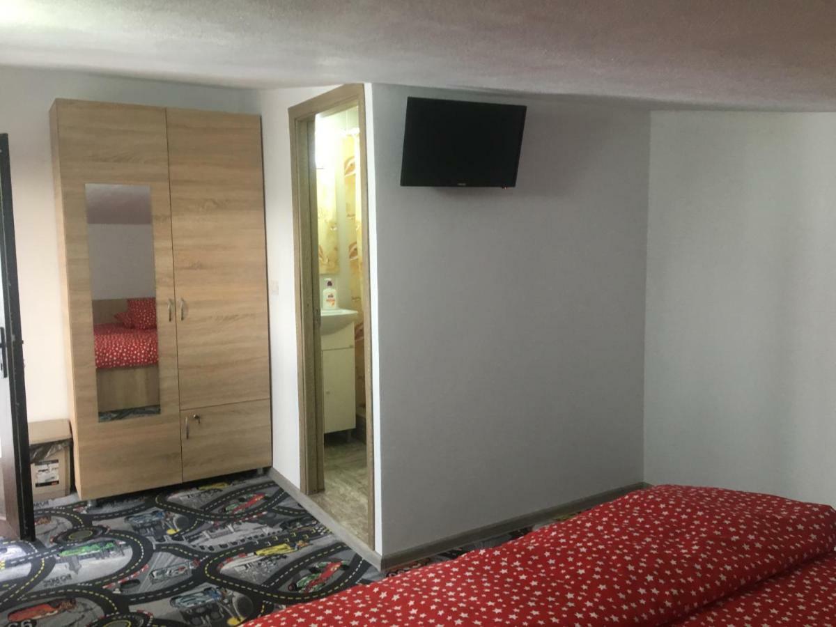 Laubert Hotel Calimanesti Luaran gambar