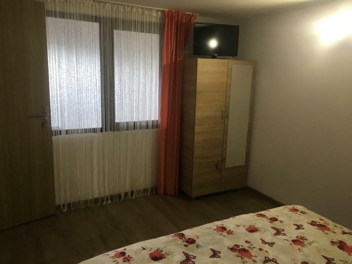 Laubert Hotel Calimanesti Luaran gambar