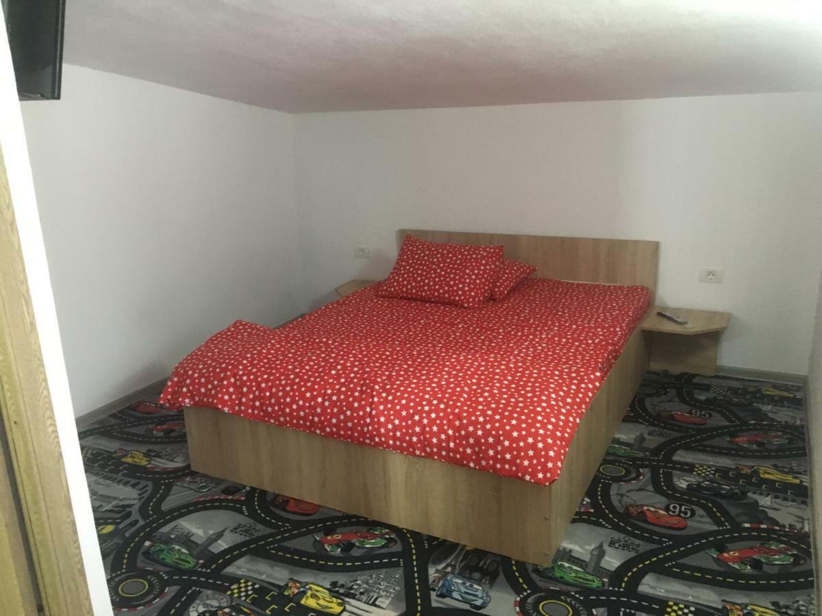 Laubert Hotel Calimanesti Luaran gambar