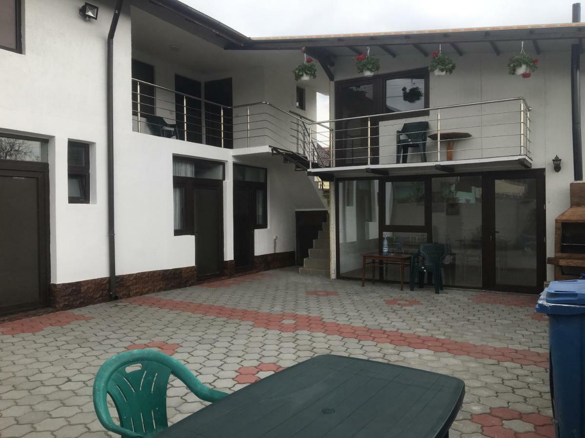 Laubert Hotel Calimanesti Luaran gambar